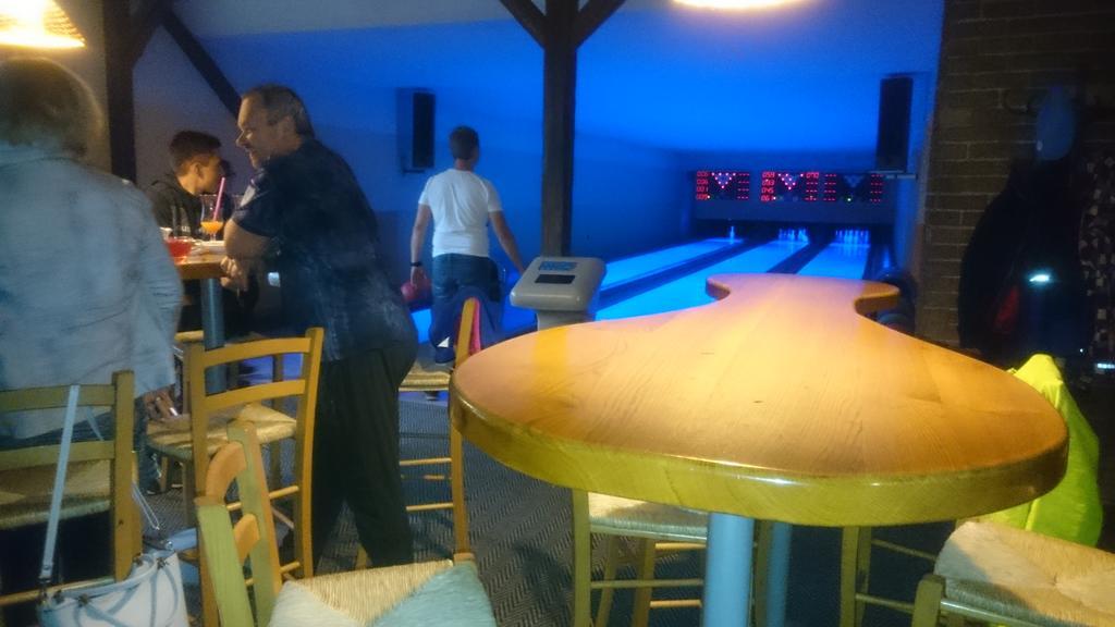 Pension Harcovna Frýdlant nad Ostravicí エクステリア 写真